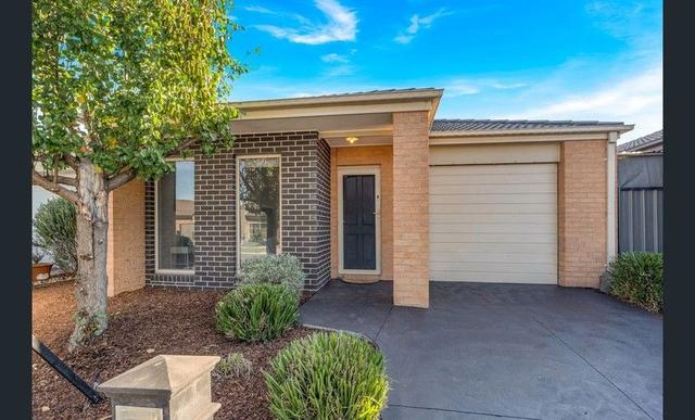 15 Woodgrove  Street, VIC 3064