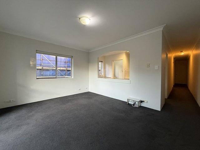 2/44 Dutruc Street, NSW 2031