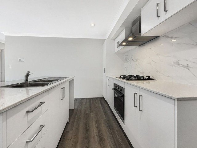 6 Longwood Way, WA 6180