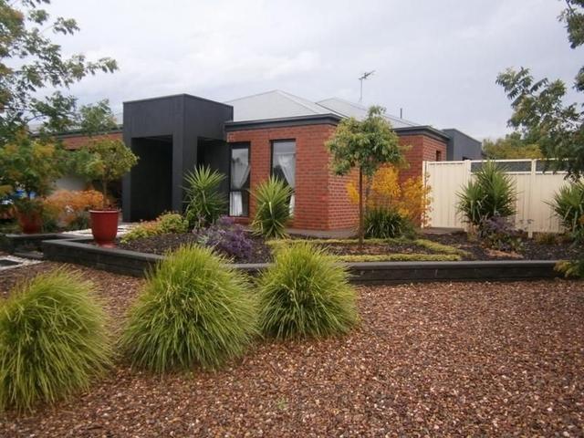 26A Golden Ash Drive, VIC 3500
