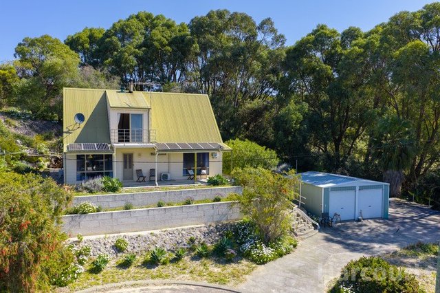 18 Yalgorup Court, WA 6215