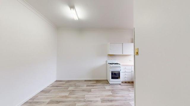 2/335 Lambton Road, NSW 2305