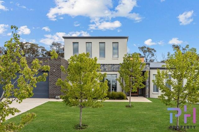 14 Poorinda Crescent, VIC 3555