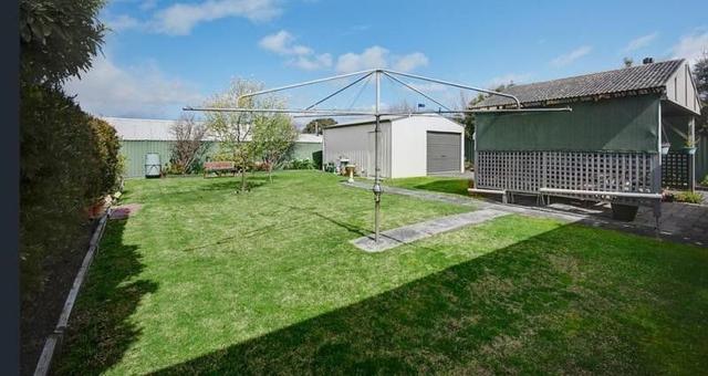 8 Perrett Street, VIC 3216