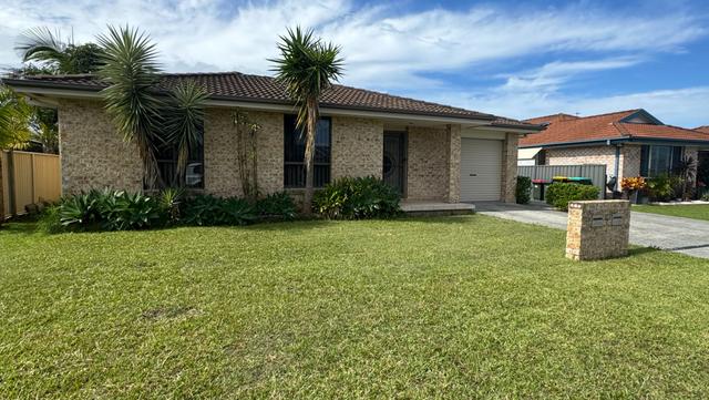 1/11 Rosier Place, NSW 2430