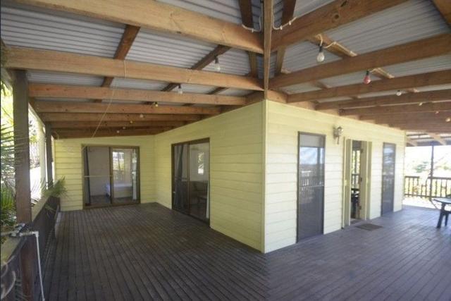 63 Auckland  Street, QLD 4680