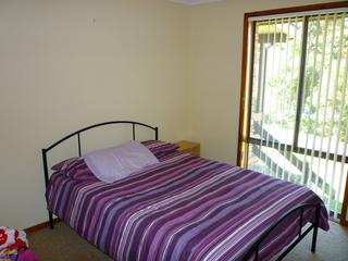 Bed 2 (2010-04-23)