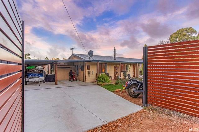 49 Wanliss Street, WA 6124