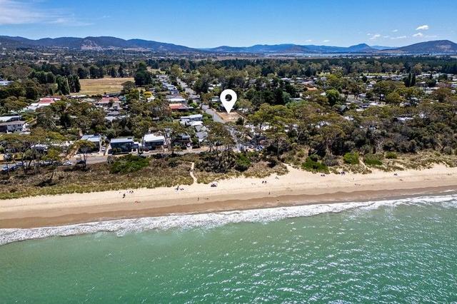 2 Surf Road, TAS 7170