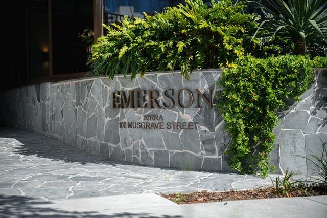 204/3 Miles Street, QLD 4225