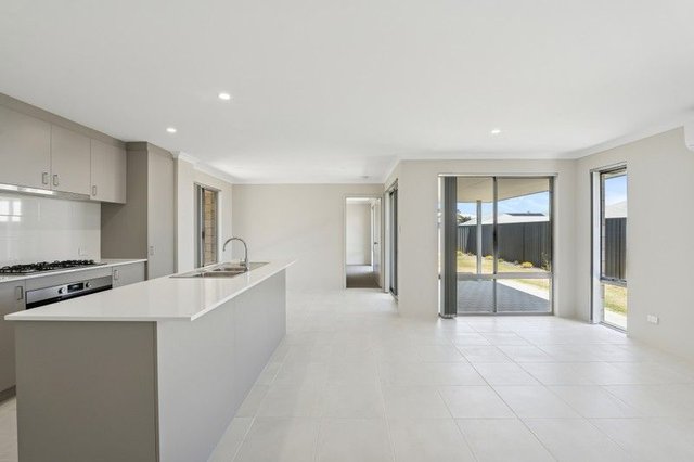 8 Impressions Drive, WA 6034