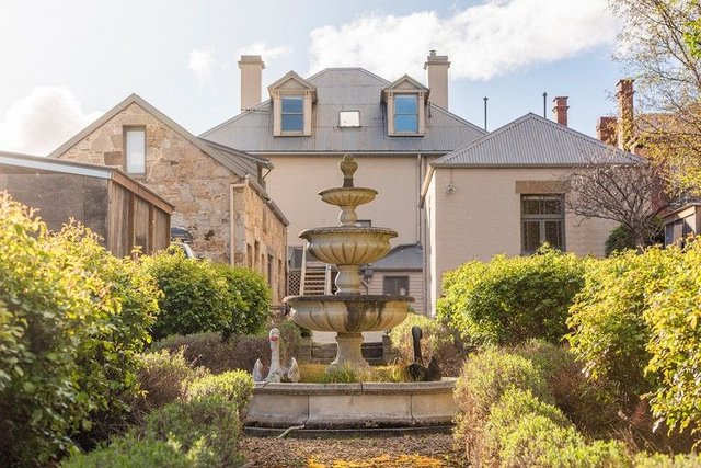 132 Davey Street, TAS 7000