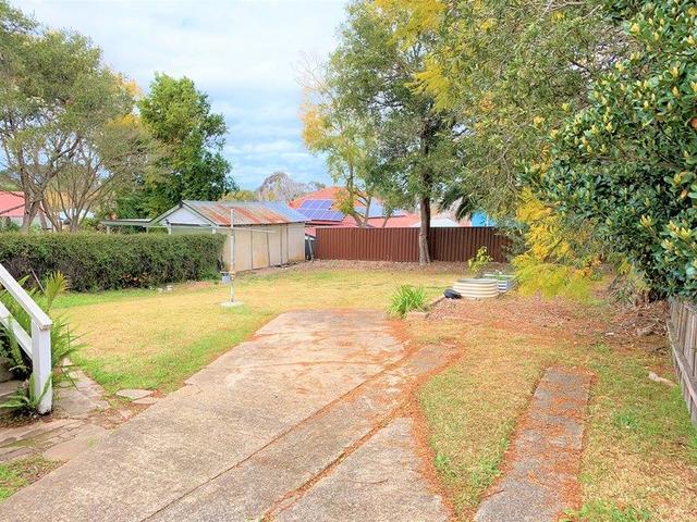 2/7 Chellaston Street, NSW 2570