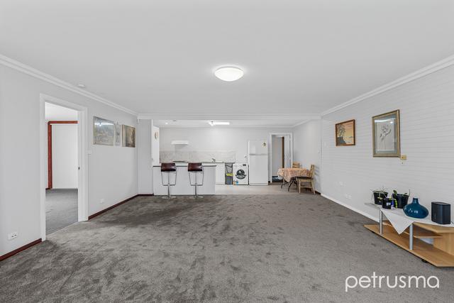 2/7 South Parade, TAS 7019