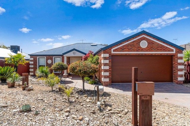 11 Flora Park Way, VIC 3201