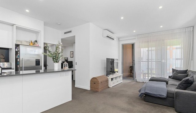 60/8 Hawksburn Road, WA 6103