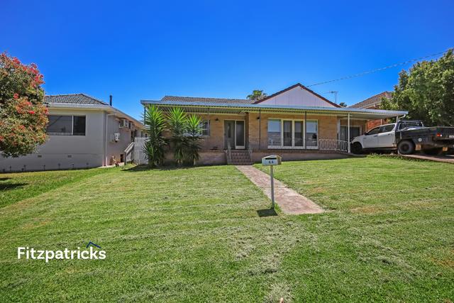 48 White Avenue, NSW 2650