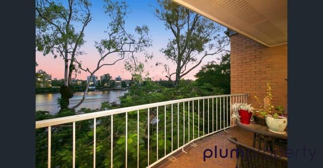21/10 Carlow St, QLD 4101