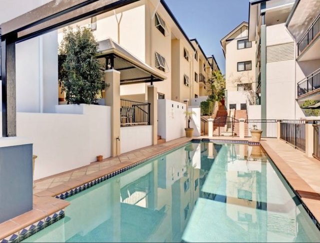 20/2 Saint Pauls Terrace, QLD 4000