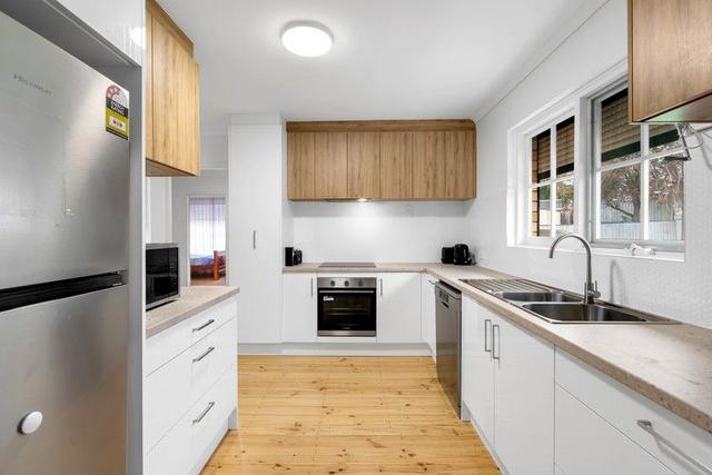 7 Greenways Street, SA 5116