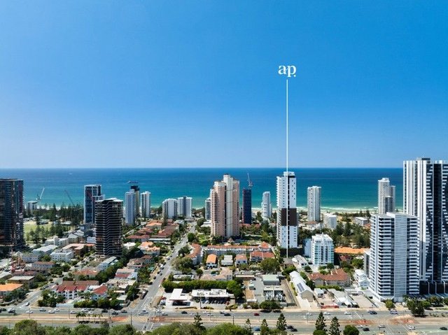 13 Jubilee Avenue, QLD 4218