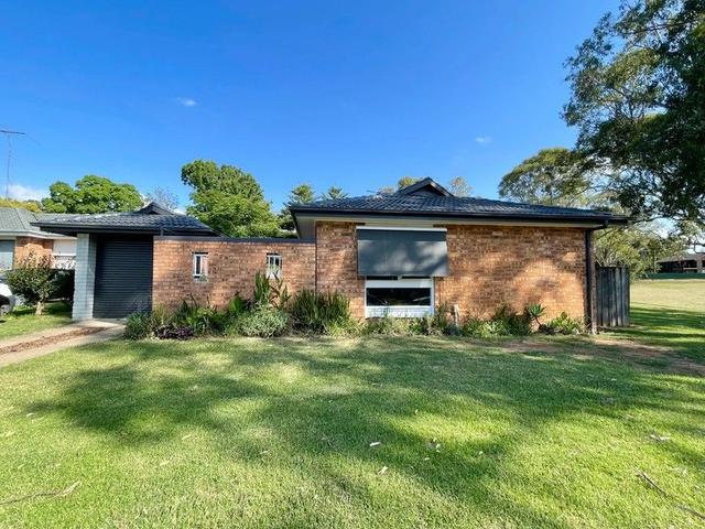 76 Woodhouse Drive, NSW 2560