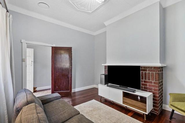 10 Toorak Road, WA 6103
