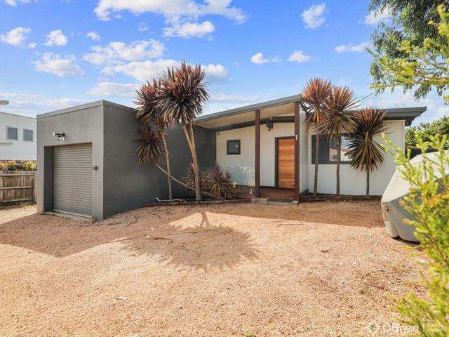 1 Stradbroke Crescent, VIC 3922