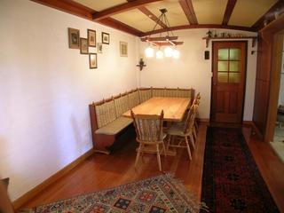 Dining (2004-02-19)