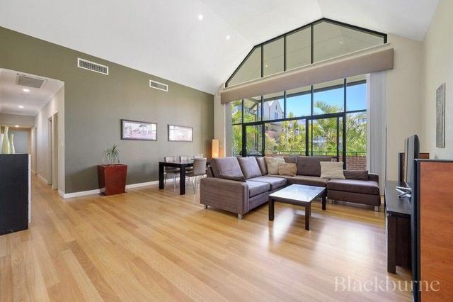 25/2 Wexford Street, WA 6008