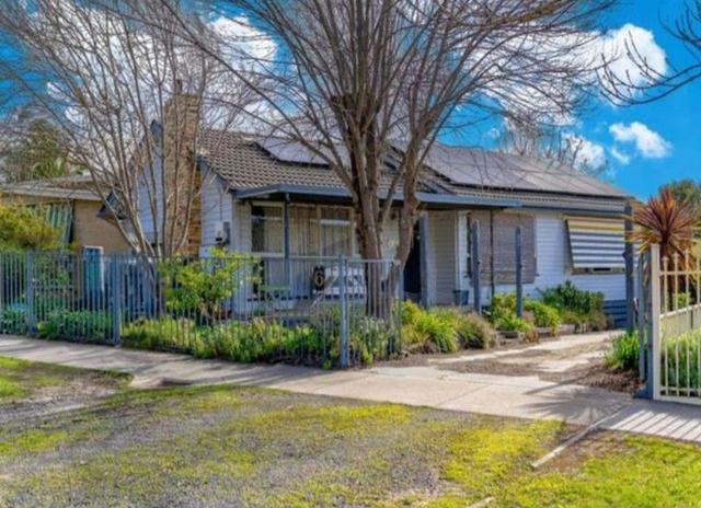 6 Inglewood St, VIC 3555