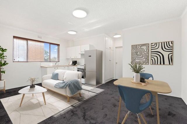 4/10 Harvard Street, NSW 2111