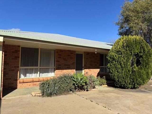 3/22 Barton Street, NSW 2870
