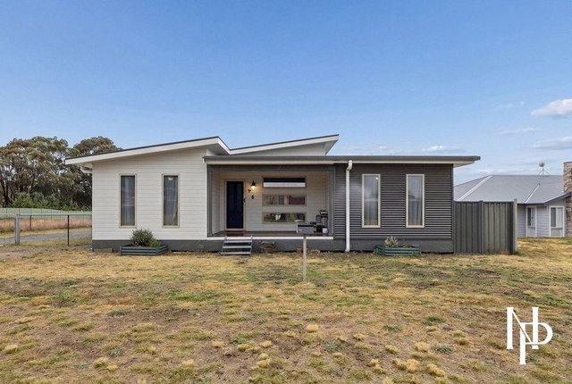 6 Lark Close, NSW 2581