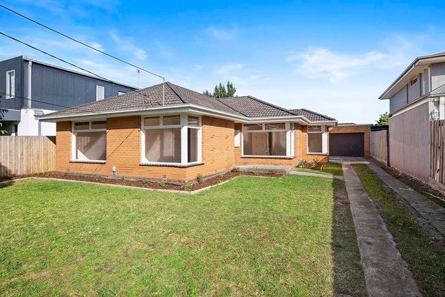 31 Gladesville Drive, VIC 3165