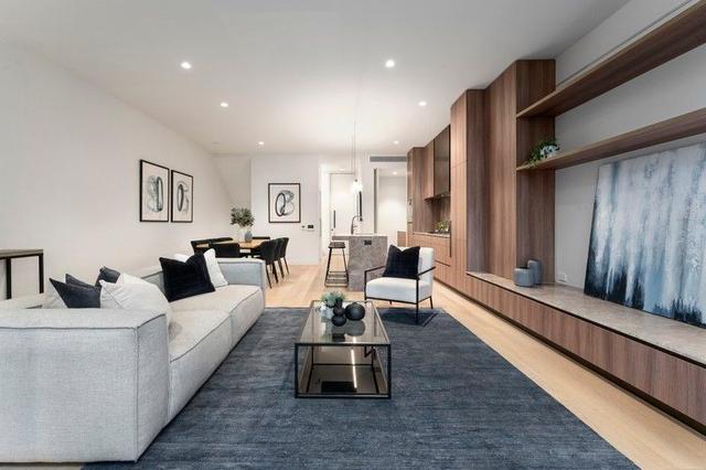4/200 Cotham Road, VIC 3101