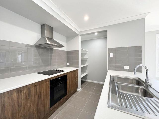 19 Frontier Drive, QLD 4306