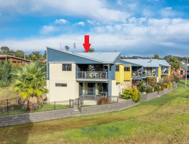 Unit 4/2 Lake St, NSW 2551