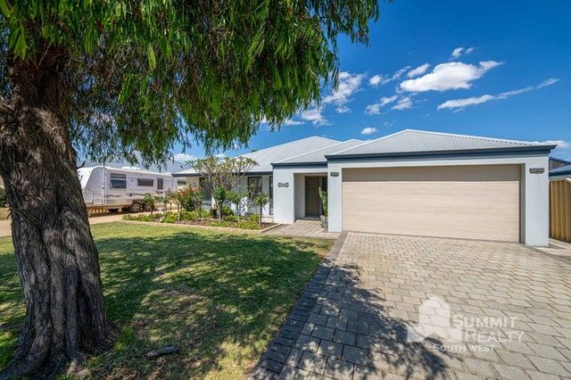 44 Murdoch Crescent, WA 6232
