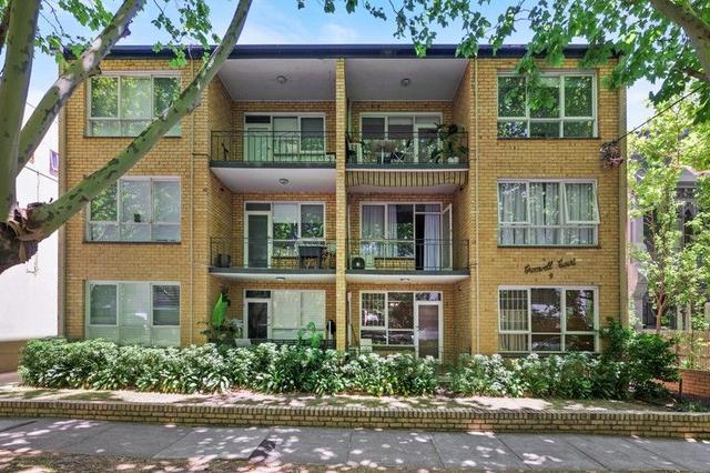 4/9 Cromwell Road, VIC 3141