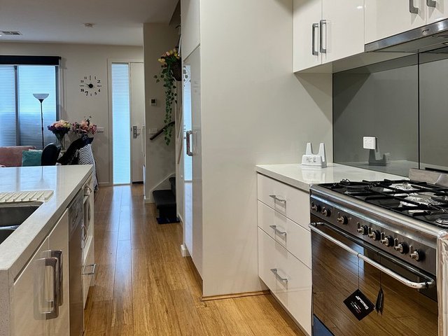 33 Emica Parade, VIC 3180