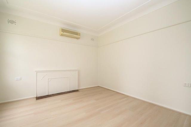 26 Treuer Parade, NSW 2199