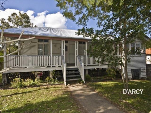 32 Sixth Avenue, QLD 4065