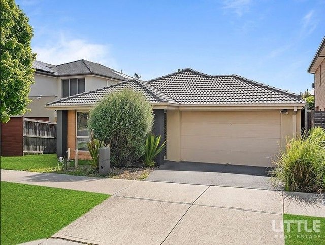 8 Barley Crescent, VIC 3978