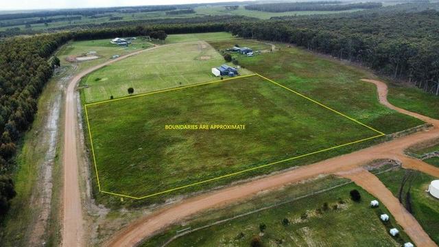 1 Worth Court, WA 6324