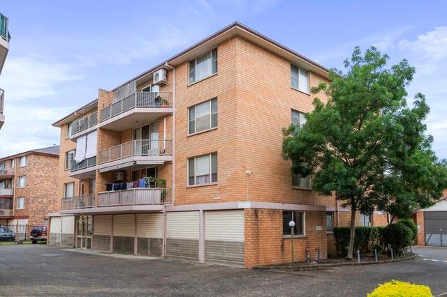 135/1 Riverpark Drive, NSW 2170