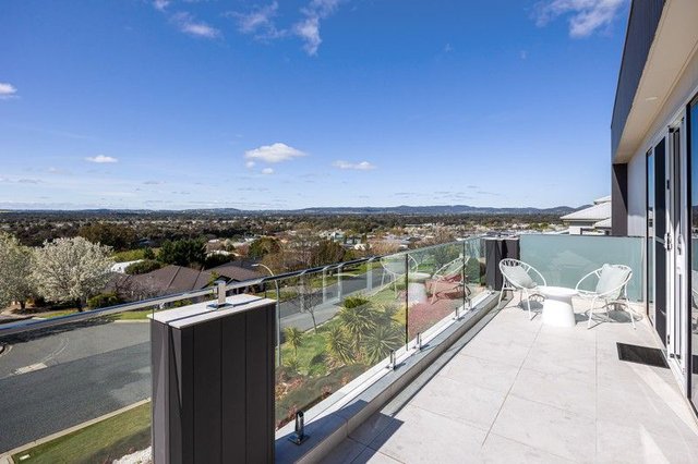 49 Atherton Crescent, NSW 2650