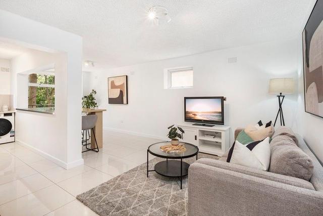 2/11 Howarth Road, NSW 2066