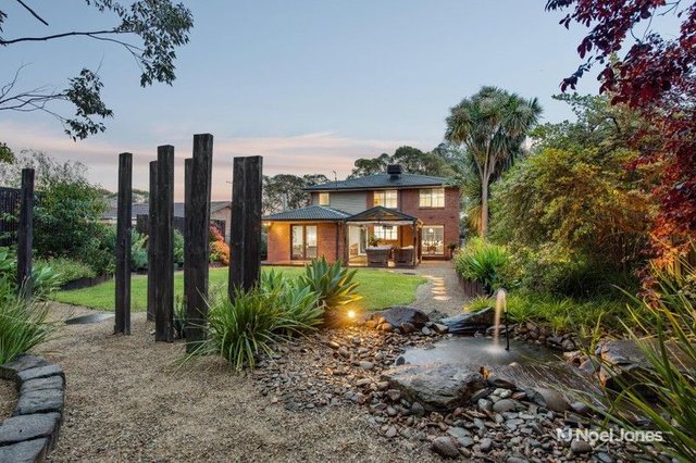 11 Loddon Court, VIC 3136