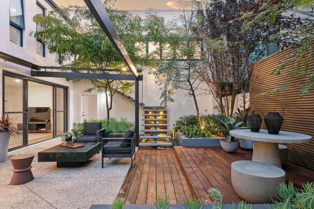 10 Euphrasie Court, WA 6160